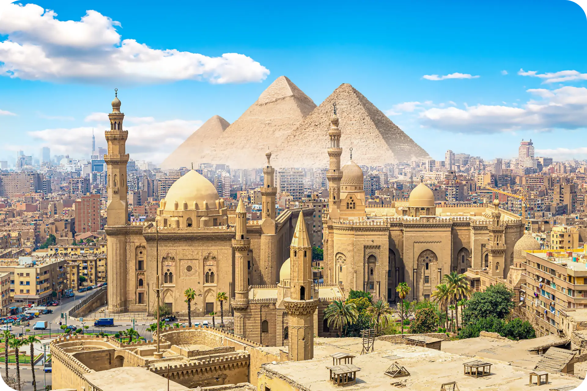 The Ultimate Foodie Guide: Top Restaurants and Street Eats in Cairo