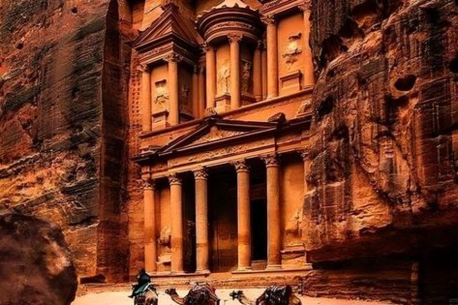 Visit Petra On a Full Day Private Tour